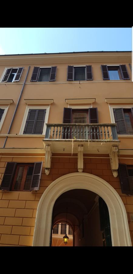 Bed and Breakfast Trevi Portrait Roma Esterno foto