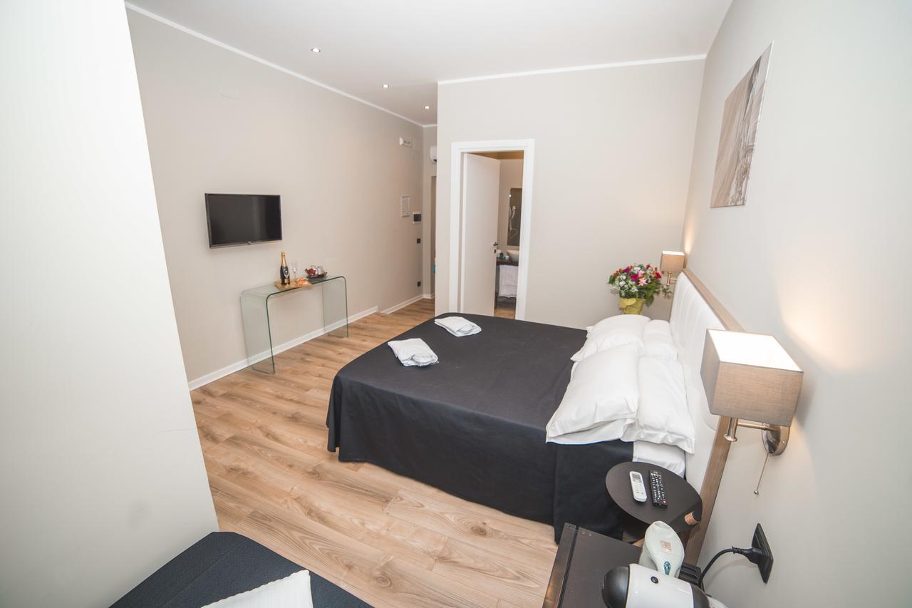 Bed and Breakfast Trevi Portrait Roma Esterno foto