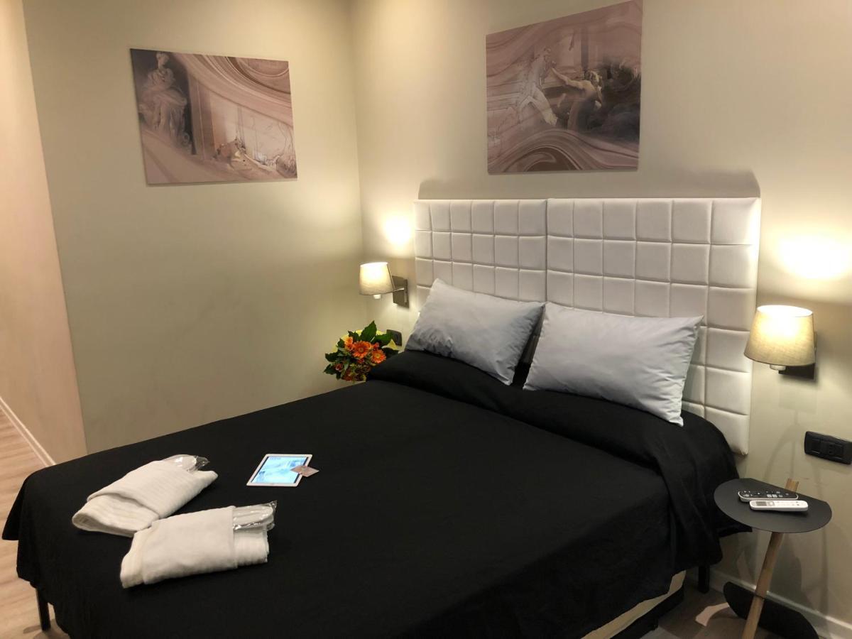 Bed and Breakfast Trevi Portrait Roma Esterno foto